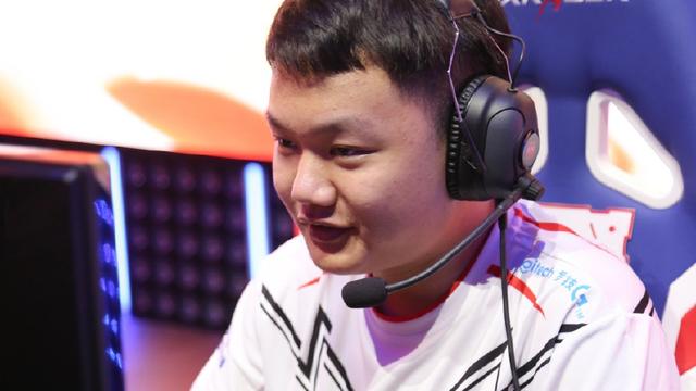 又一巨星隕落！新科金球獎得主本澤馬確定無緣本屆世界杯！.