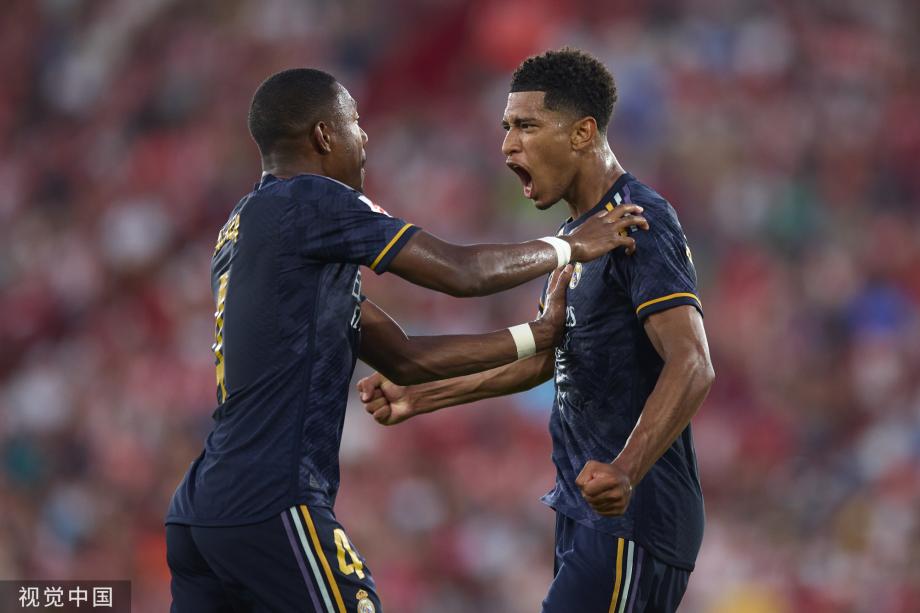 以其高速与 以其高速与